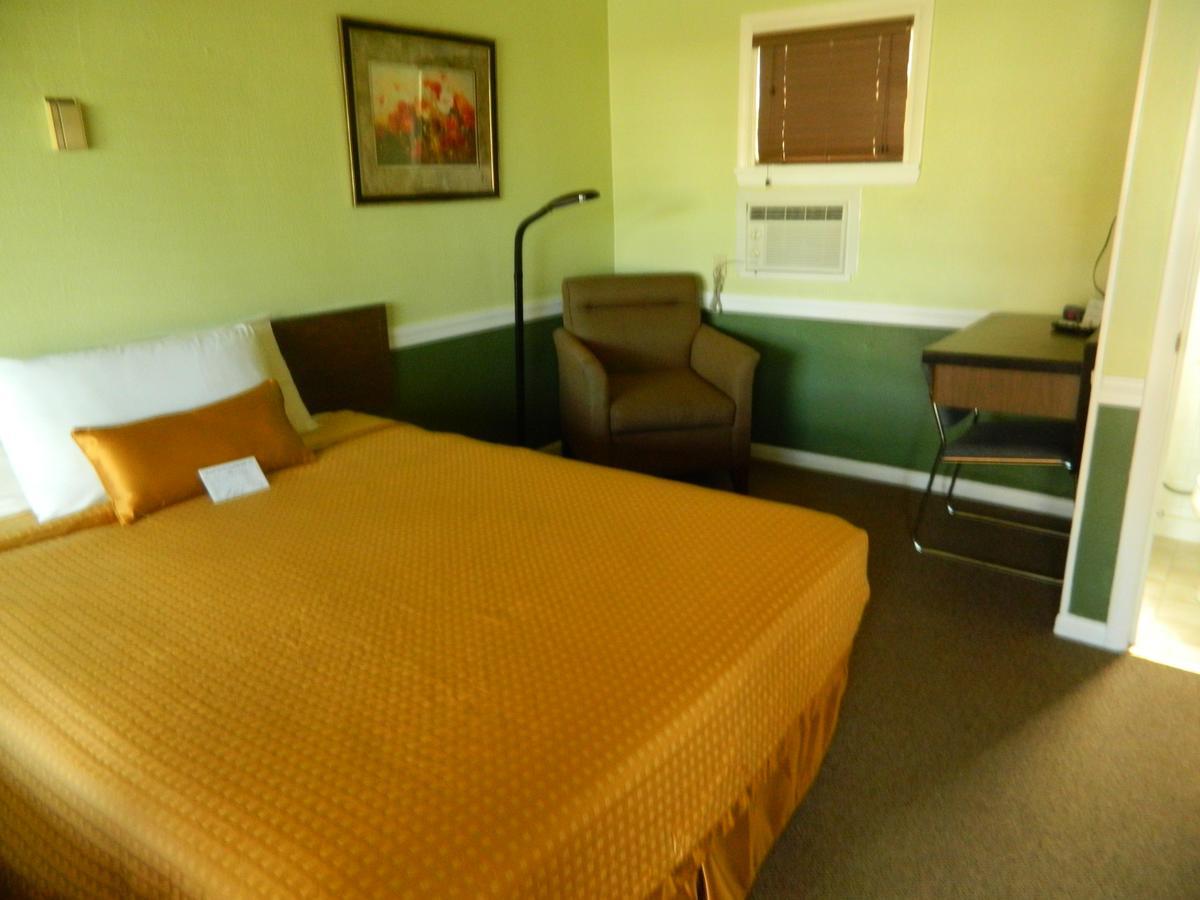 Country Motor Inn 리빙스턴 외부 사진