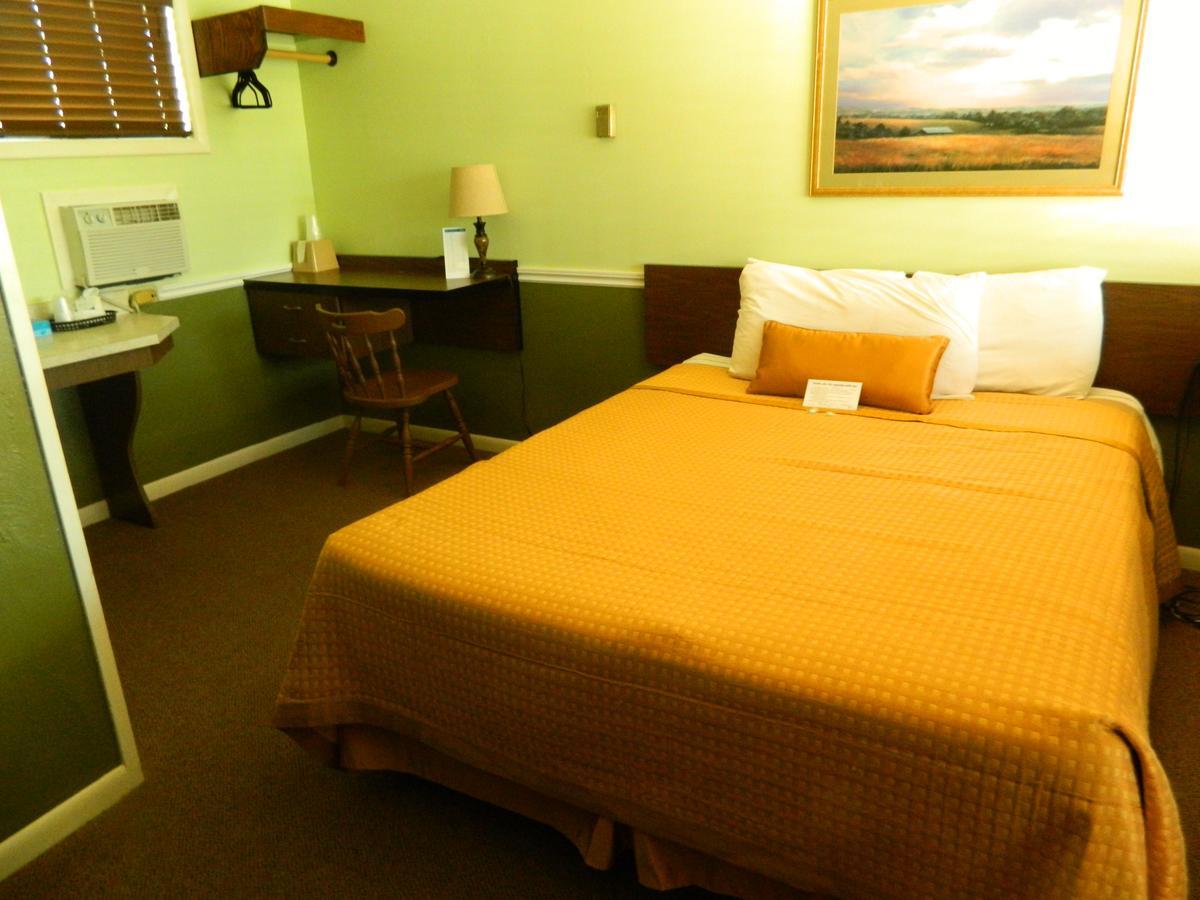 Country Motor Inn 리빙스턴 외부 사진