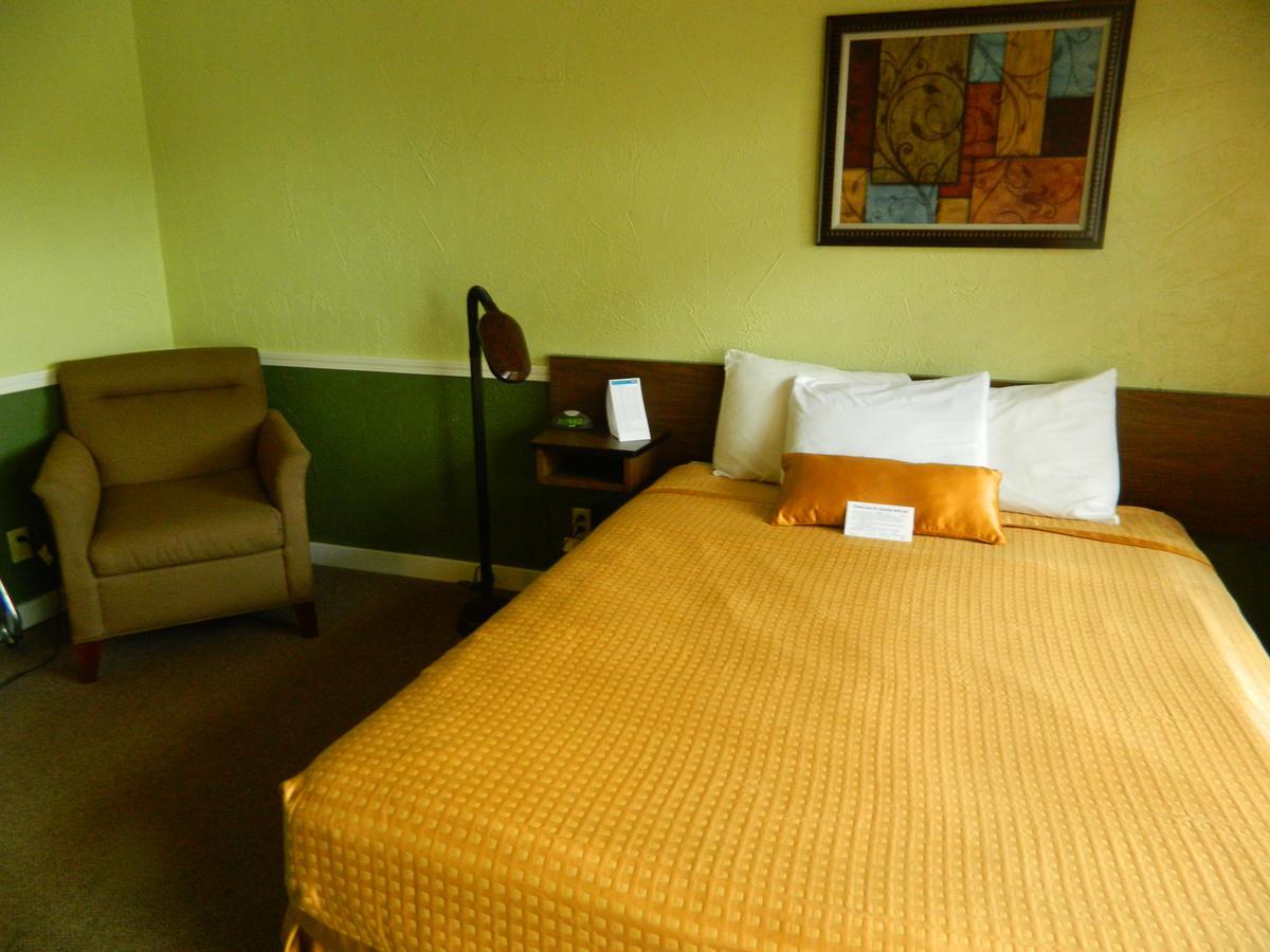Country Motor Inn 리빙스턴 외부 사진